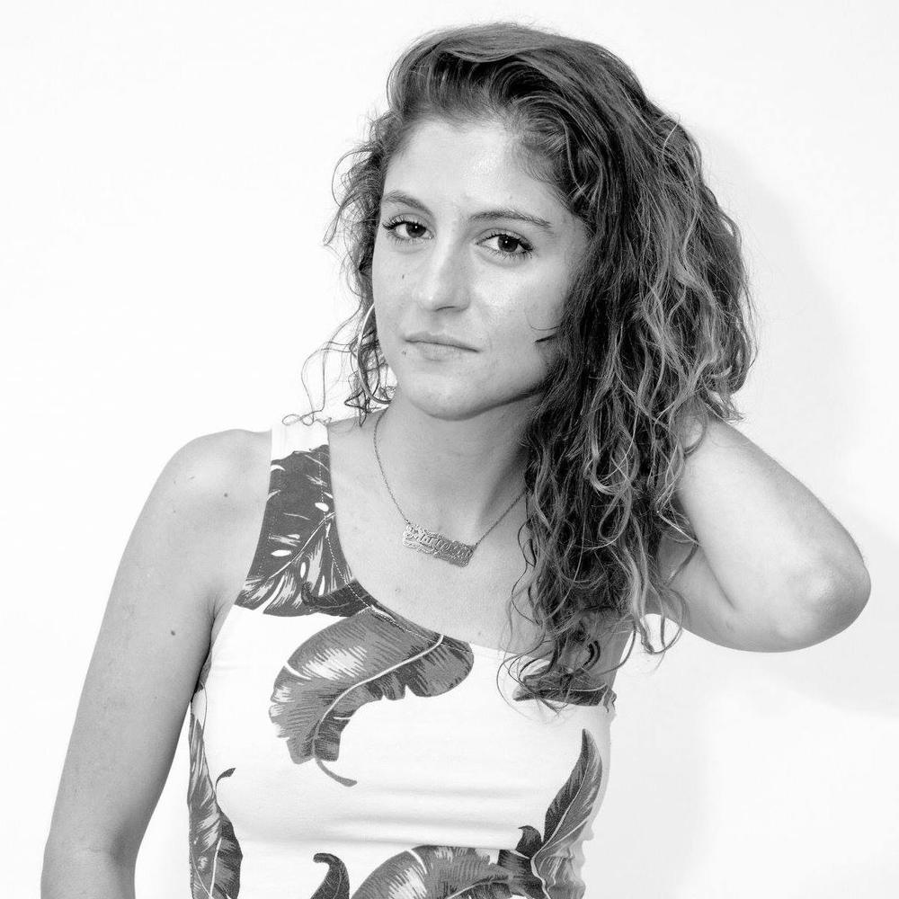 Meet your Posher, Francesca